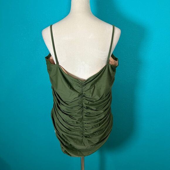 NWT J. Crew Womens Ruched Sweetheart One-Piece Swimsuit Olive Green Plus Size 22 - Picture 3 of 5